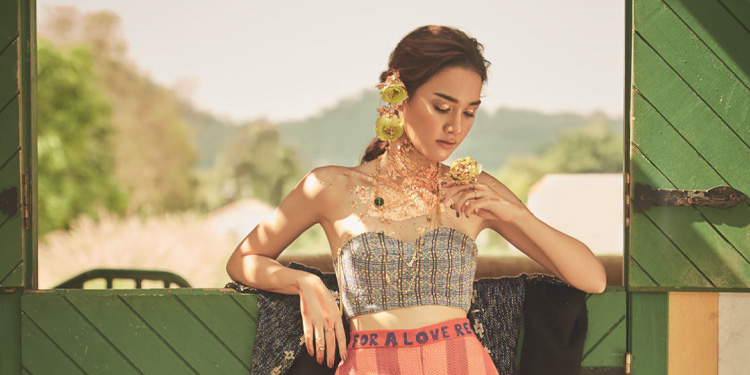 เดียร์น่า ฟลีโป Issue 126 ธีม COUNTRY OF ORIGIN ช่วยชาวเขา ช่วยชาวเรา ช่วยชาวโลก
